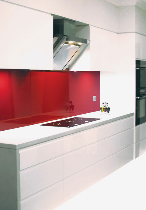 Reflections Splashback + Wall Panel Pic 1 - Reflections Splashback in Monaco Metallic