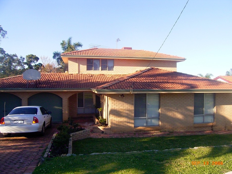 Stormproof Roofing (WA) Pty Ltd Pic 2 - before roof restoration