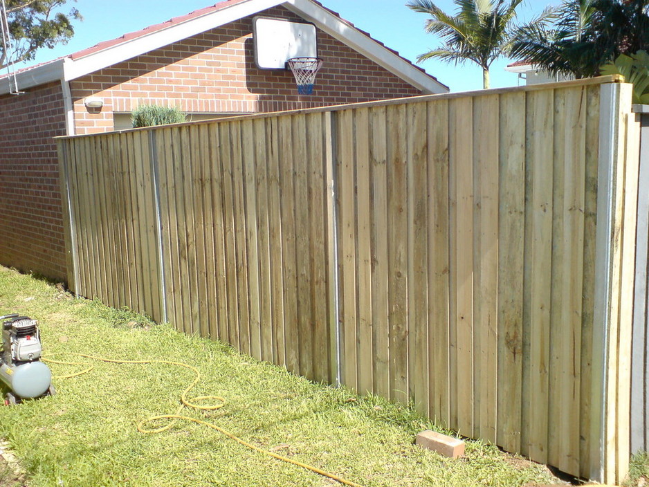 Hi-Light Fencing Pic 1