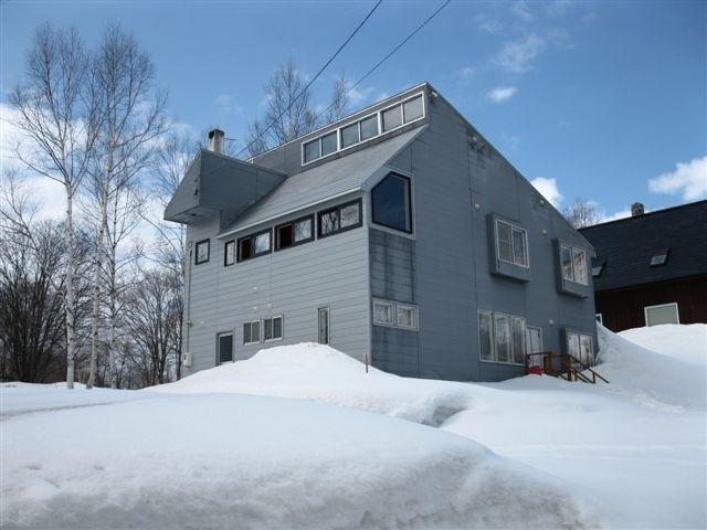 Hooting Owl Lodge - Ski Accommodation Niseko, Japan Pic 1