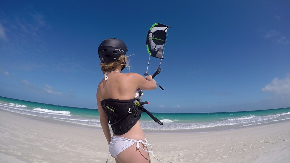 KiteBud - Kitesurfing Lessons Perth Pic 1