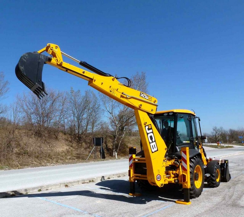 Lowood Earthmoving Services Pic 1