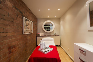 Revitalising Beauty Pic 2 - Treatment Room