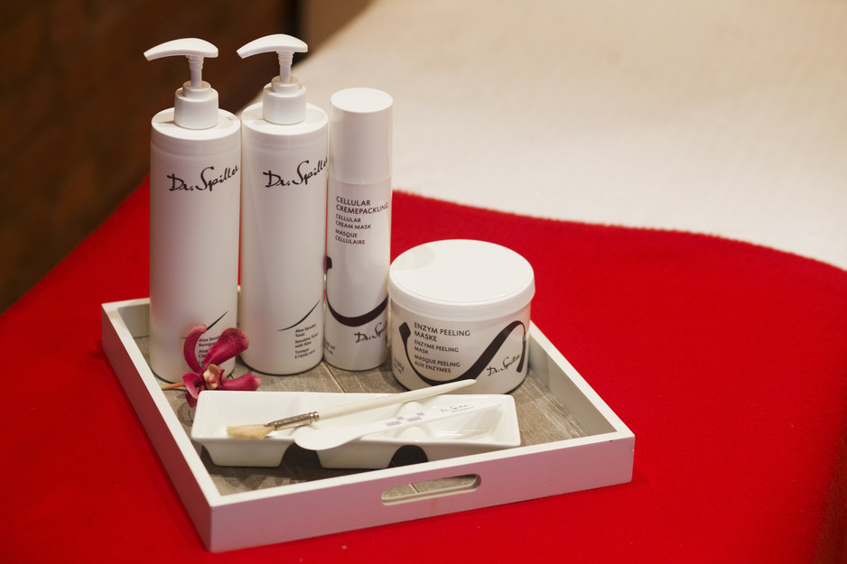 Revitalising Beauty Pic 1 - Dr Spliller skin care