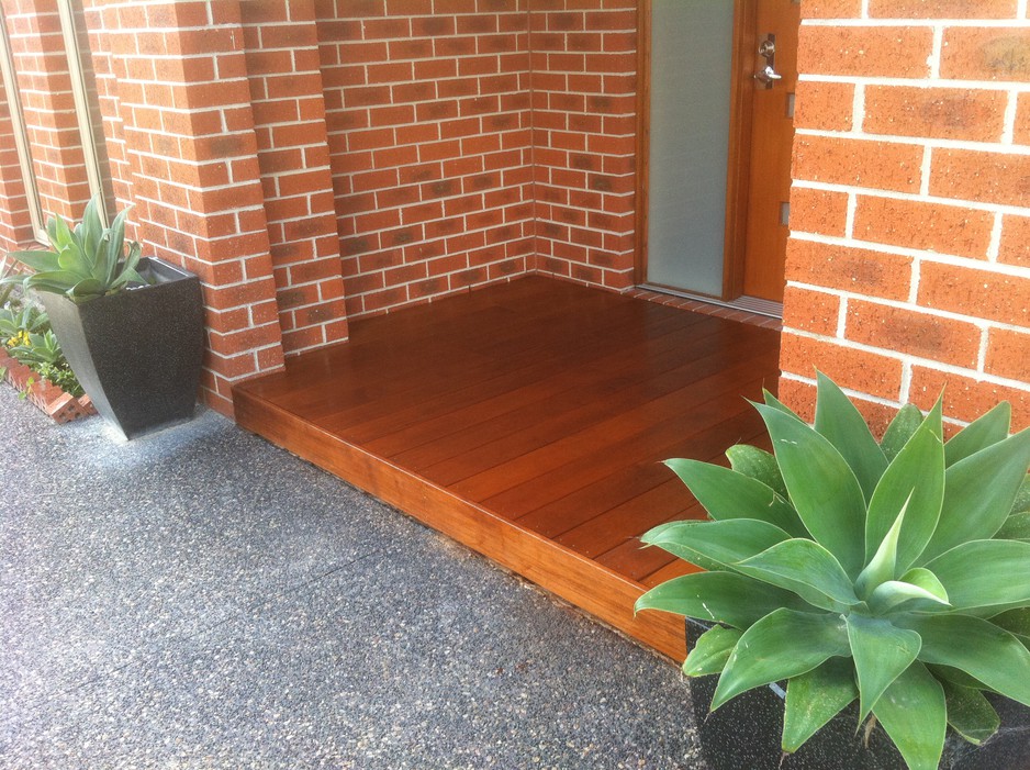 Lettcon Constructions Pic 1 - Front Porch Decking