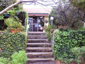 Martin Fields Beach Retreat Pic 3 - guest entrance