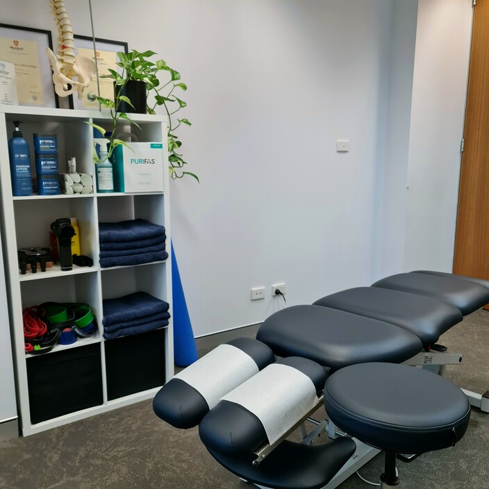 Step One Chiro Pic 2 - Chiropractic treatment room