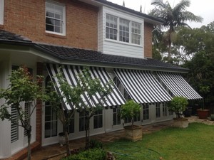 Northshore Canvas Pic 3 - pivot arm awning