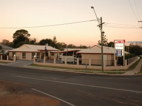 Chinchilla White Gums Motor Inn Pic 1 - Chinchilla White Gums Motor Inn