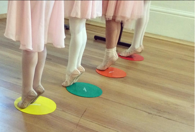 Pretty Little Ballerinas Pic 1