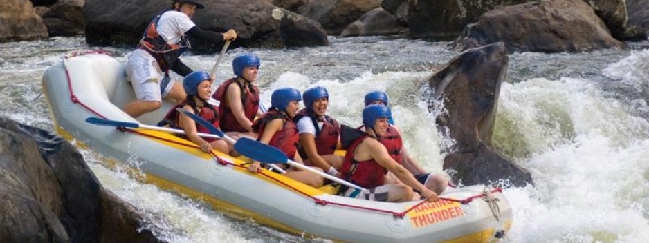 Mission Beach Travel Centre Pic 1 - Fun down the rapids with Raging Thunder