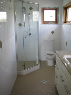 T & E Bathworx Pic 5