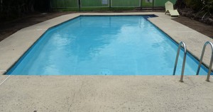 Blackboy Tree Motel Pic 4 - Pool