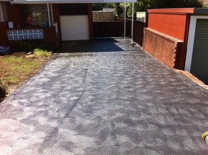 Concrete Images Australia Pic 4 - charcoal driveway cove finish