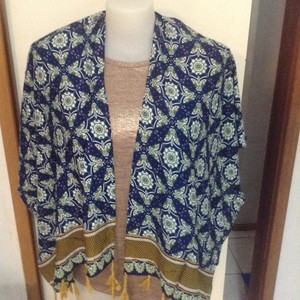 Ange's Fashion And Healing Pic 5 - open one size fits all kaftan and it is 1000