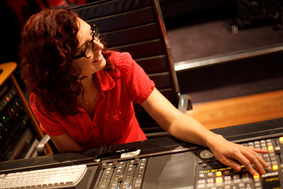 Michelle Barry Sound Engineer & Producer Pic 1