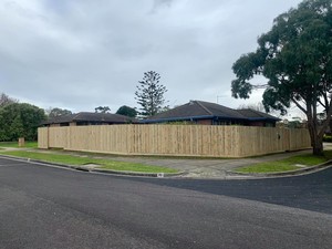 Mornington Timber Fencing Pic 2 - Fencing Contractors Mornington Peninsula