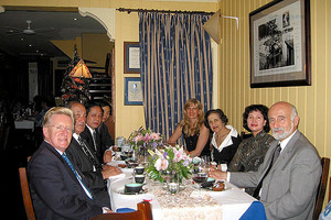 Tran's Restaurant Pic 3 - Special Guests