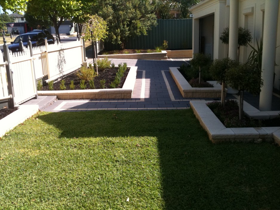 Exseed Landscaping Pic 1 - Retained garden Block edging