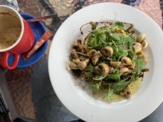 1923 Pic 1 - Smashed avocado on toast and sourdough drizzled with olive oil and balsamic plus grilled mushrooms