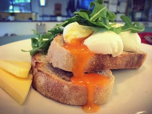 Valleyway Cafe Pic 5 - Poached eggs on toast