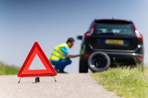 Sydney Battery Company Pic 3 - Roadside Assistance Car Battery Mobile Mechanic