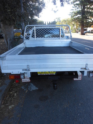 Dave's Ute Removals Pic 2