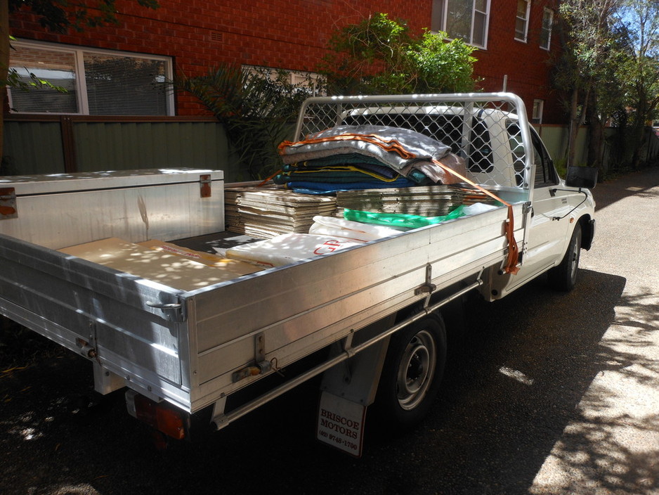 Dave's Ute Removals Pic 1