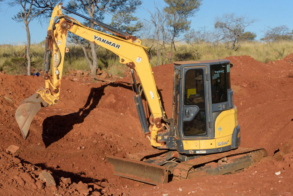 Blumont Earthmoving Pic 1