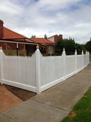 Kingston Fencing & Decking Pic 3 - Free Quotes