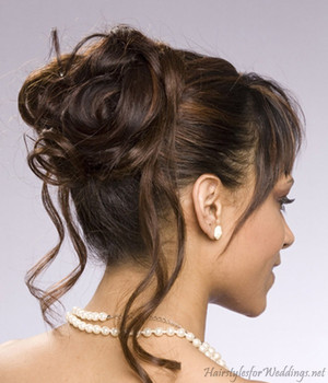 Mandi-Lea Hair & Beauty Service Pic 3 - Up style formals