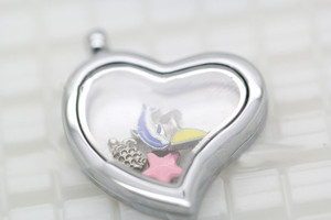 Love Lockets Pic 4