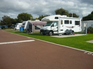 Cee & See Caravan Park Pic 5