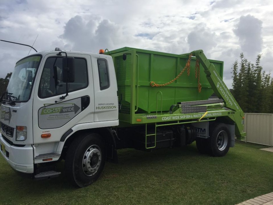 Coast Wide Skip Bin & Waste Removal Services Pic 1 - Coastwide Skip Bin Services 8 cubic metre bin