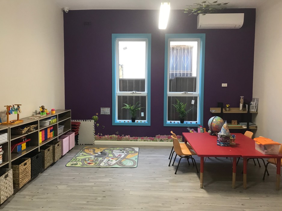 iKID Early Learning Centre Pic 2 - iKid Child care classroom