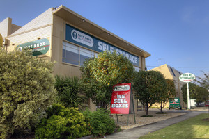 Fort Knox Self Storage Pic 4 - Fort Knox Moorabbins office is conveniently open 9am until 530pm Monday to Friday and from 9am until 3pm Saturday