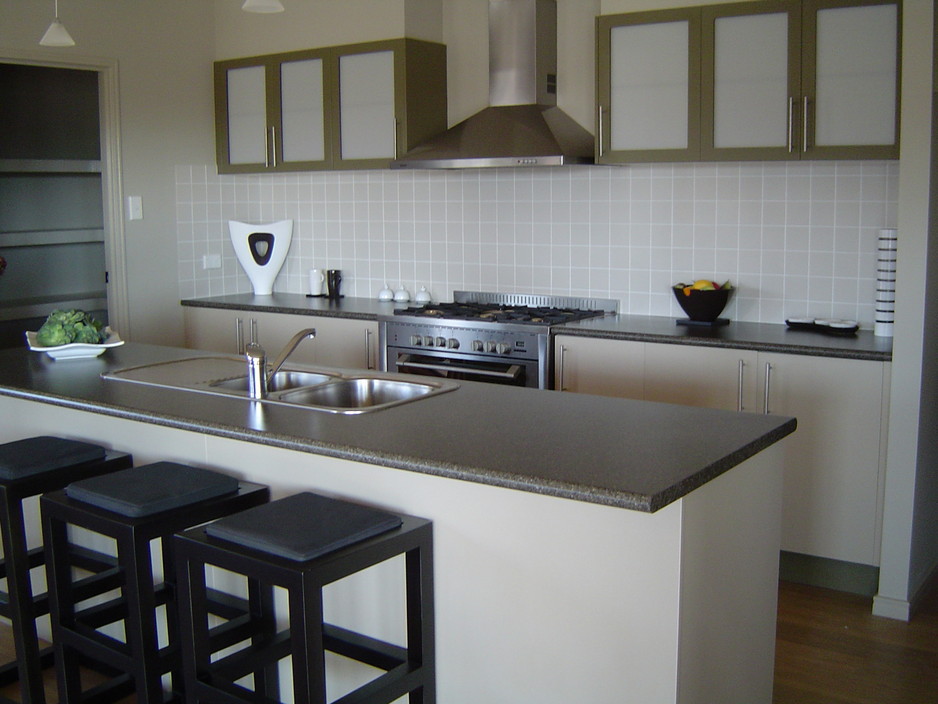 M.D. Cowper Tiling Grafton Pic 1 - kitchen and splashbacks