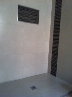 K & S Tiling Pic 4