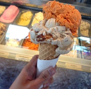 Simmo's Icecreamery Pic 3