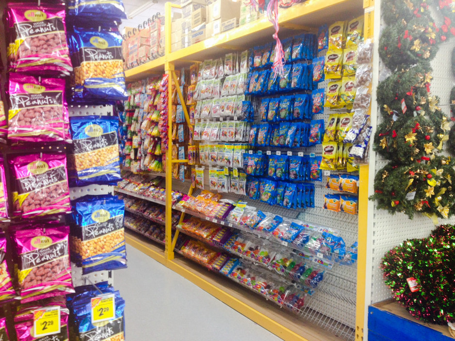 Sam's Warehouse Pic 1 - Lolly aisle