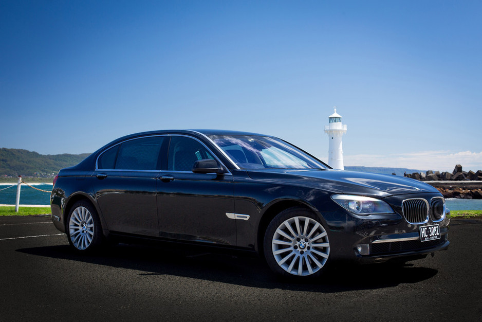 Paragon Chauffeured Car Service Pic 1 - Super Luxury BMW 740Li Long Wheelbase