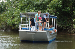 Bruce Belcher's Daintree River Cruises Pic 5