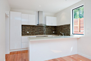 MPH Developments Pic 3 - Again this Kitchen by MPH Developments is modern by functional