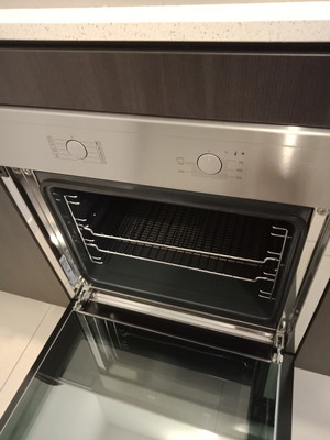 Getchya Services Pty Ltd Pic 4 - Oven Clean Helensvale