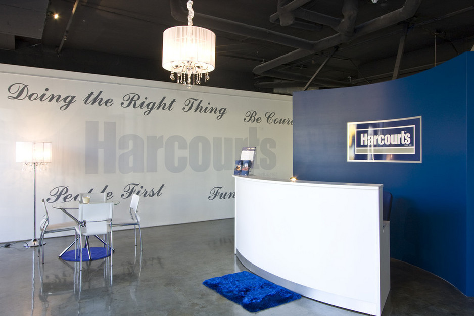 Harcourts St Kilda Pic 1