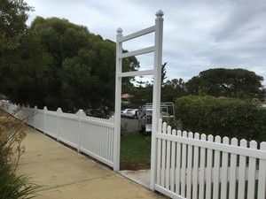 Probuild Technologies Pic 3 - Federation Style Picket Fence at the Claremont Tennis Club with a Simple Entry Statement