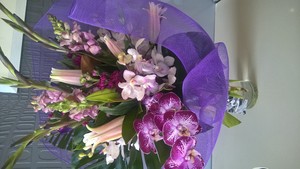 Lavish Flower Merchants Pic 3