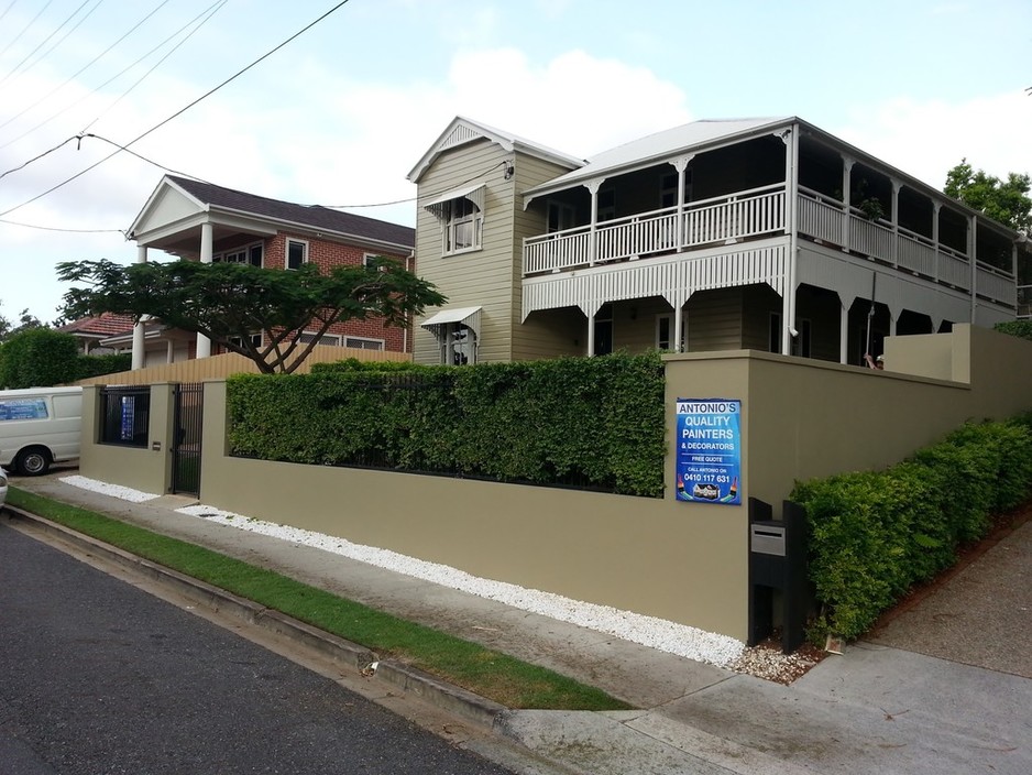 Antonio's Quality Painting & Decorating Services Pic 1 - Queenslander house