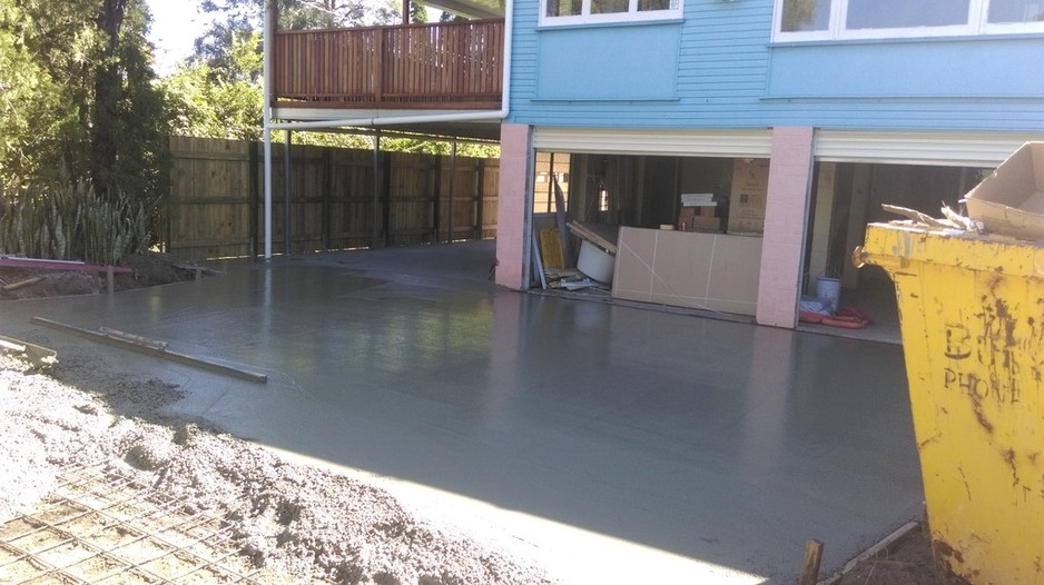 Rhyners Concreting Pty Ltd Pic 1 - 175ms Carina driveway and carport