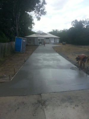 Rhyners Concreting Pty Ltd Pic 3 - 280m2 Ipswich Driveway